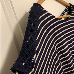 IZ Buer Navy/Gray striped Tie Knot Front Shirt